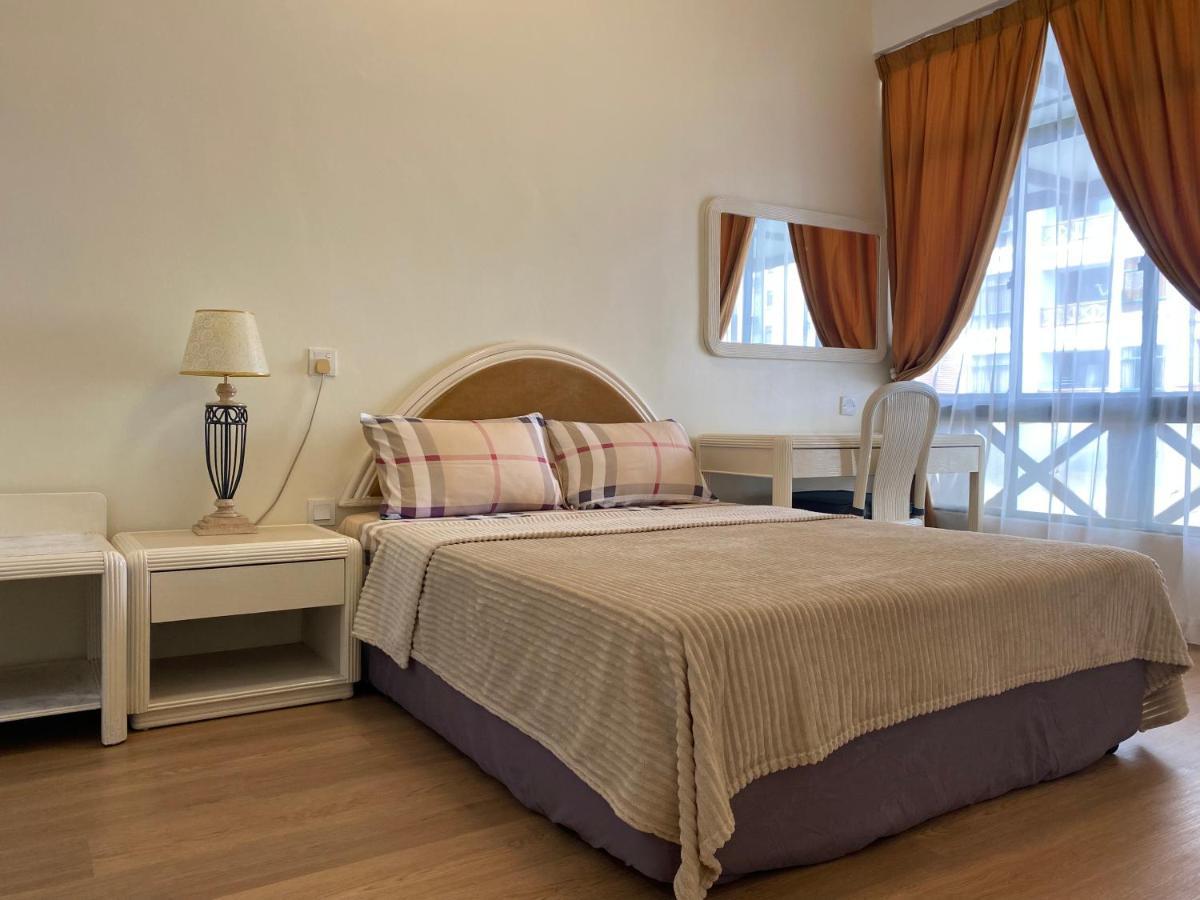 Lovely 1-Bedroom Condo With Facilities Malacca Buitenkant foto